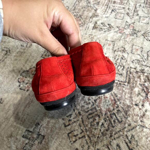 Thierry Rabotin Genie 7445 Red Perforated Suede Leather Ballet Flat SZ 8 $450 - Picture 12 of 13